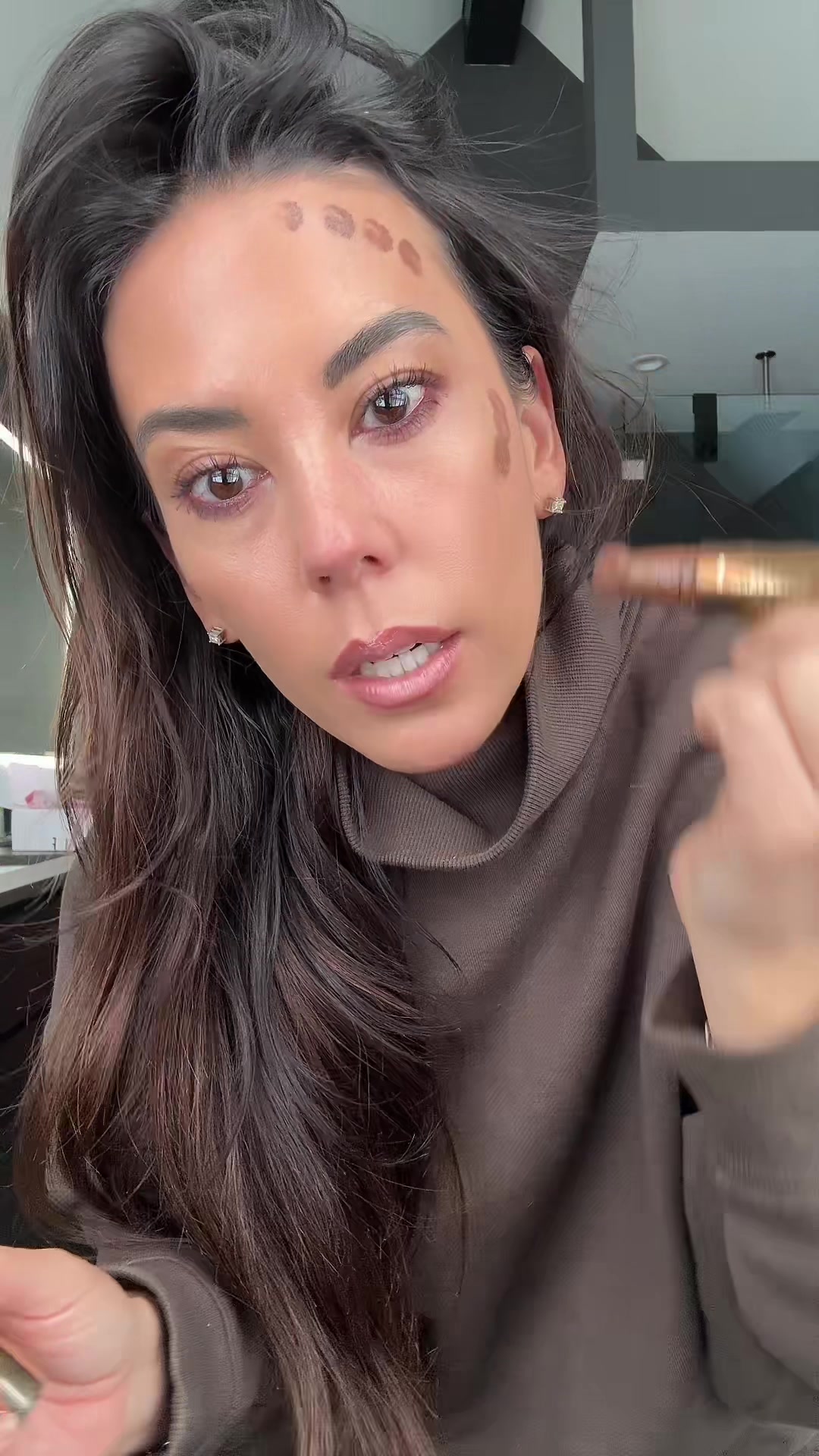 Really helping us out on this one @tarte cosmetics #tartecosmetics 