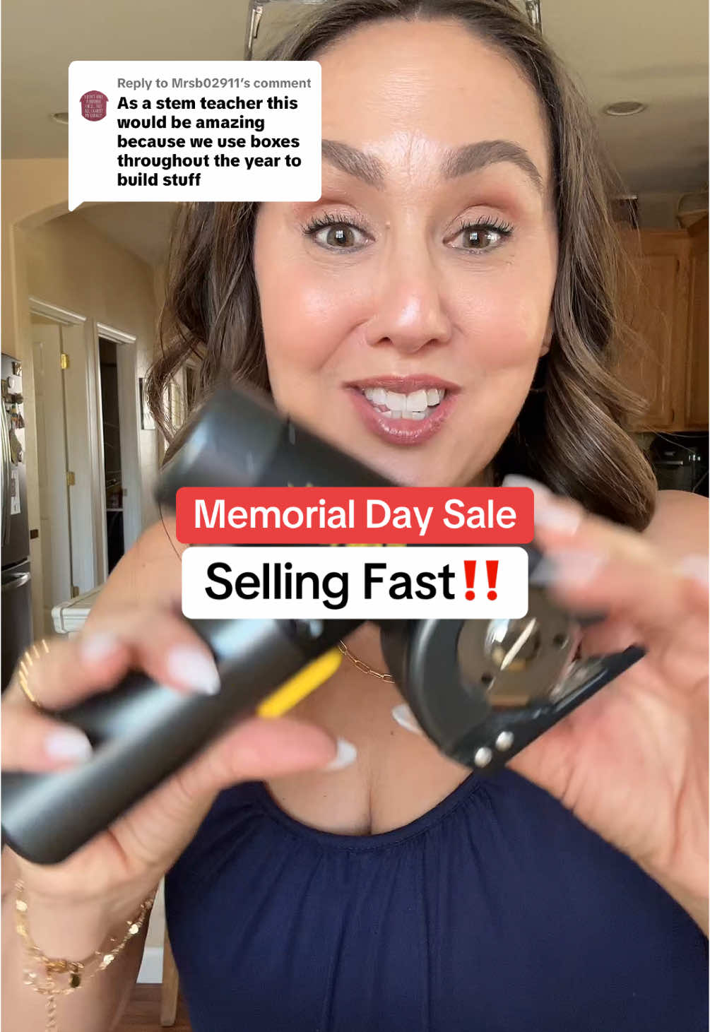 Replying to @Mrsb02911  This would be so handy!  Cordless Electric Box Cutter @Fanttik  #cordlesstools #cardboard #stemtok #stemlife #cardboardcrafts #craftingtiktok  #TikTokShopSummerGlowUp #tiktokrestock  #TikTokShopMemorialDay  #TTSLevelUp #TikTokShopSummerTurnUp #dealsforyoudays #tiktokshopglowup 