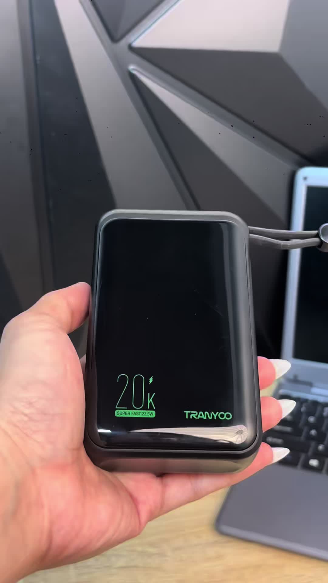 Mini powerbank 20k mah 22.5 watts ‼️✅🔋#tranyoophilippines #tranyooph #tranyooff02 #handheldfan #portablefan #fypage #checkthisout #tiktokviral 