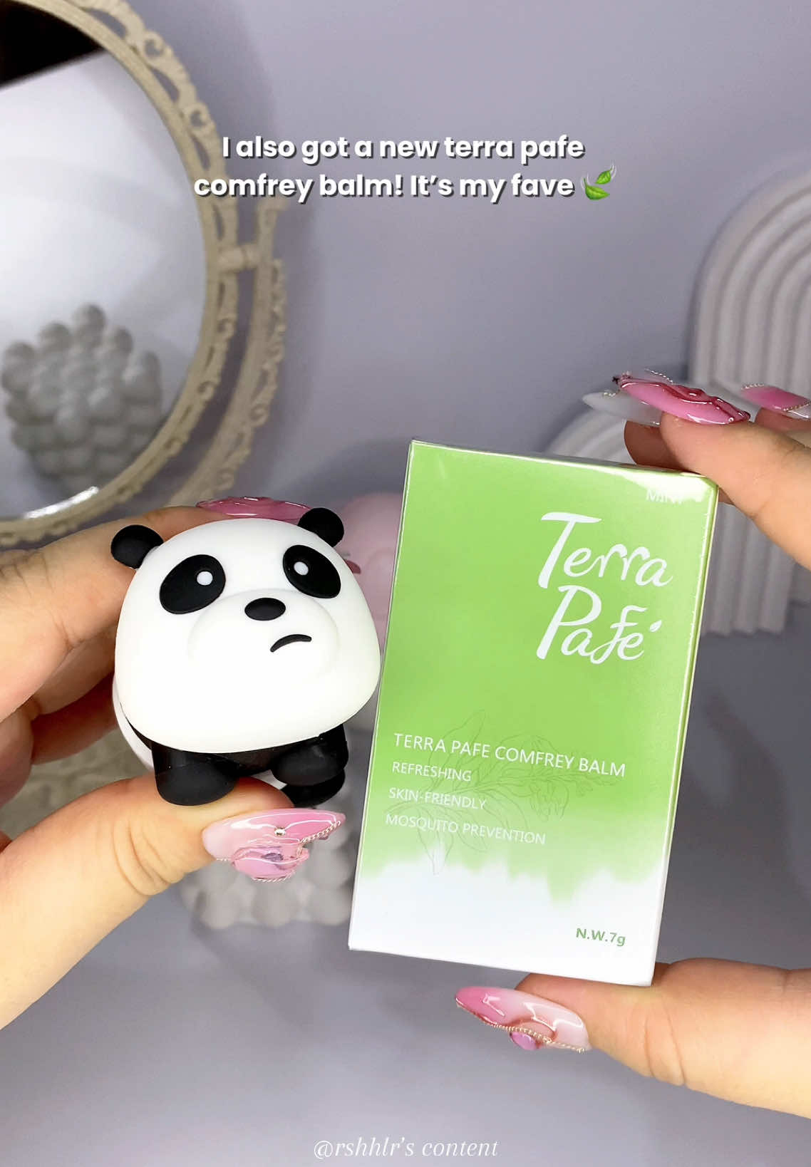 Finally got my bear case for my terra pafe herbal balm 🖤🐼🍃✨ its so cute!  Click the yellow basket to order!  #fyp #foryou #foryoupage #terrapafe #terrapafearomabalm #terrapafeherbbalm #terrapafearomaticbalm #terrapafecomfreybalm #herbalbalm #terrapafebearcase #terrapafecase 