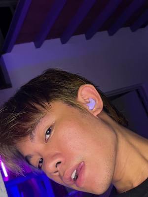 Earphones na pwedeng ilaba 🌱 #sleepingearbuds #twsbluetooth #creatorsearchinsights 