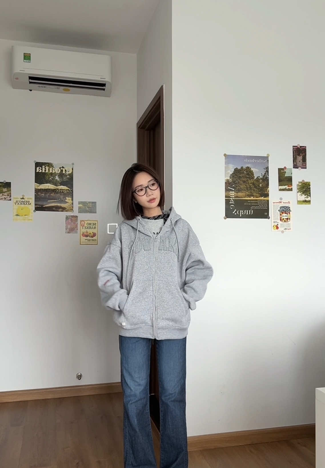 Mỗi ngày 1 outfit #hoodiezip #amadusclub 