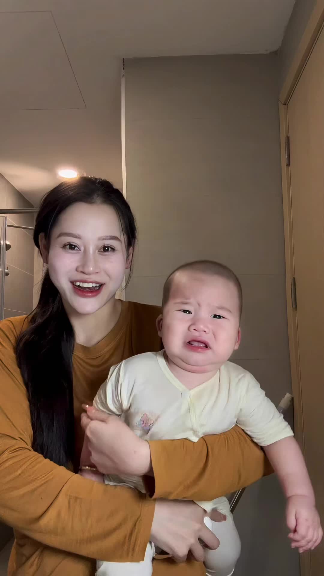 Săn lẹ mấy c ơi