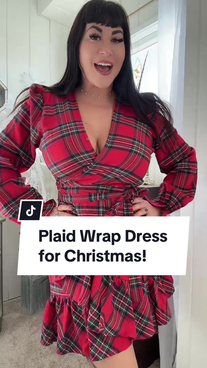 Absolutely speechless over this perfect dress @cupshe  #christmasdress #plaid #dresses #seasonalessentials #ttslevelup #falldealsforyou #TikTokShopBlackFriday #TikTokShopCyberMonday #TikTokShopHolidayHaul #blackfriday #tiktokshopcybermonday #spotlightfinds #blackfridayyearlydeals #blackfridaydeals 