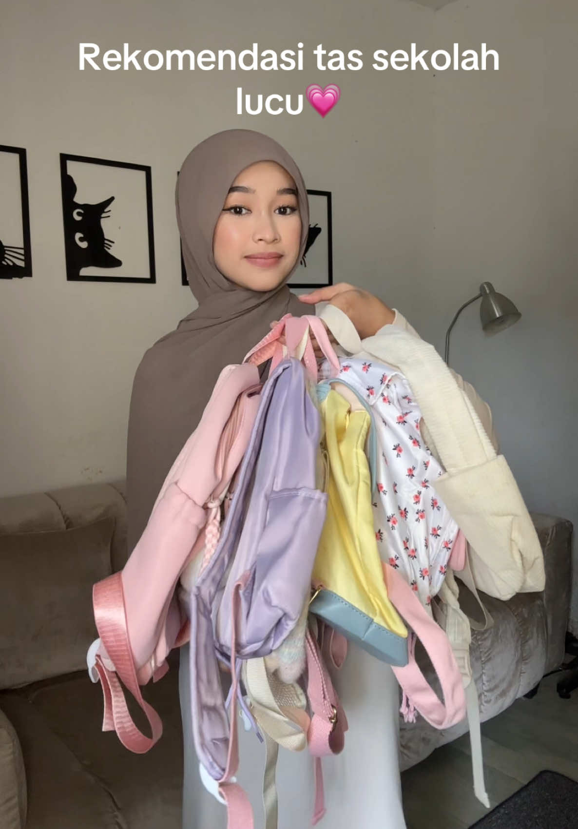 udah pada readyy ayoo chekout🤩#tassekolah #taslucu #backpack #tasransel #taskecil 