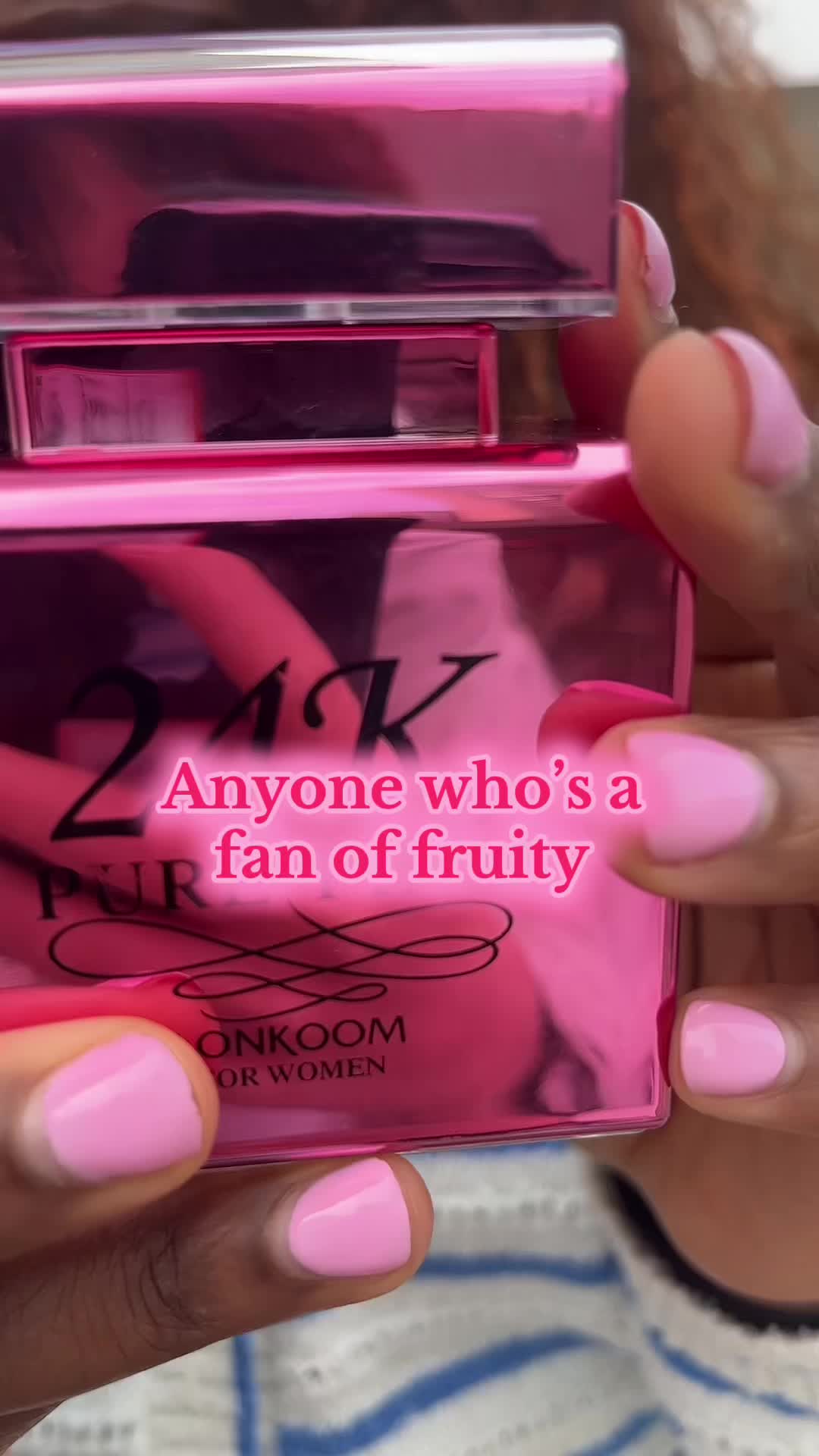 Thanks me lately!!for all fruity lover..💕🤤#tiktokshop #perfumetiktok #perfumetok #fragrancetiktok #perfumes #perfumeforwomen #musthave #fyp #beauty #pink #longlasting #fypシ 