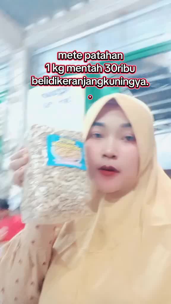 mete patahan 1 kg mentah 30ribu belidikeranjangkuningya. #mete #kacangmete #mete #kacangmede #kacang #kacangmedemurah #kacangmedefyp #fyp #rekomendasi 