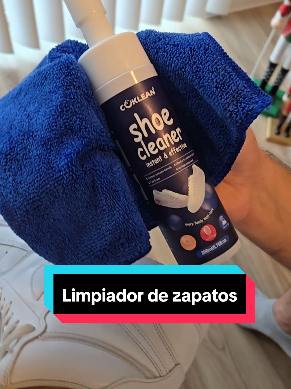 Olvidate de Viejos metodos con este nuevo limpiador de zapatos #limpiadordezapatos #zapatoslimpios #tiktokshopfinds #tiktokshopchristmas #tiktokshopcybermonday #regalodenavidad #tiktokmehizover #tiktokmehizocomprarlo #cleansneakers #sneakers 