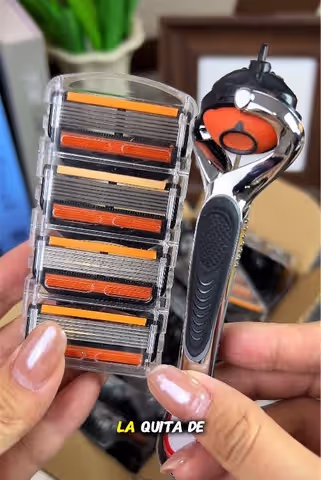💯 One clean stroke, no stubble left #RazorBlades #MensGrooming #ShavingHack #TikTokFinds #AffordableGear