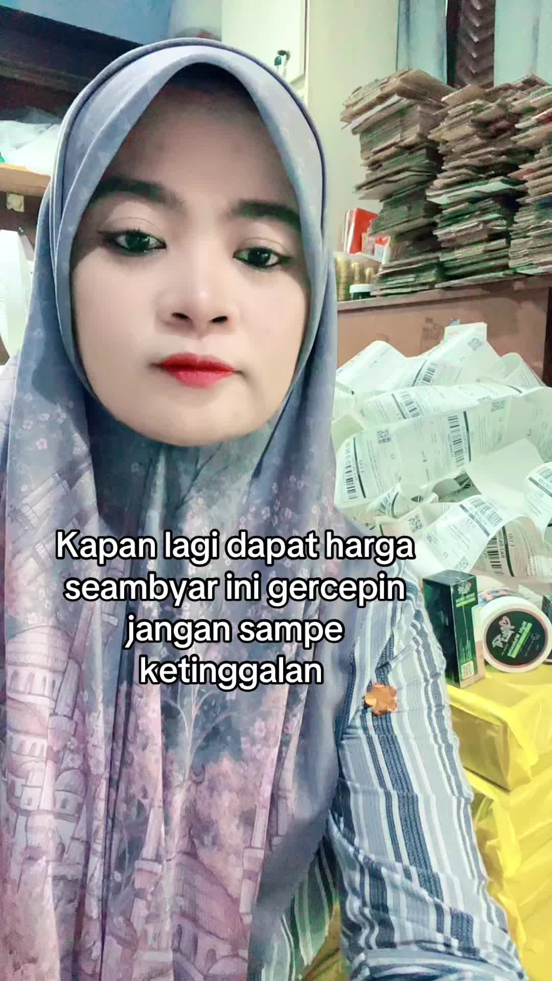 Semua produk sedang discount #akiofit #akiofitbiuty #hbakiofit #sabunakiofit #ownerakiofit #ownerakiofitbiuty #tintedsunscreenakiofit 