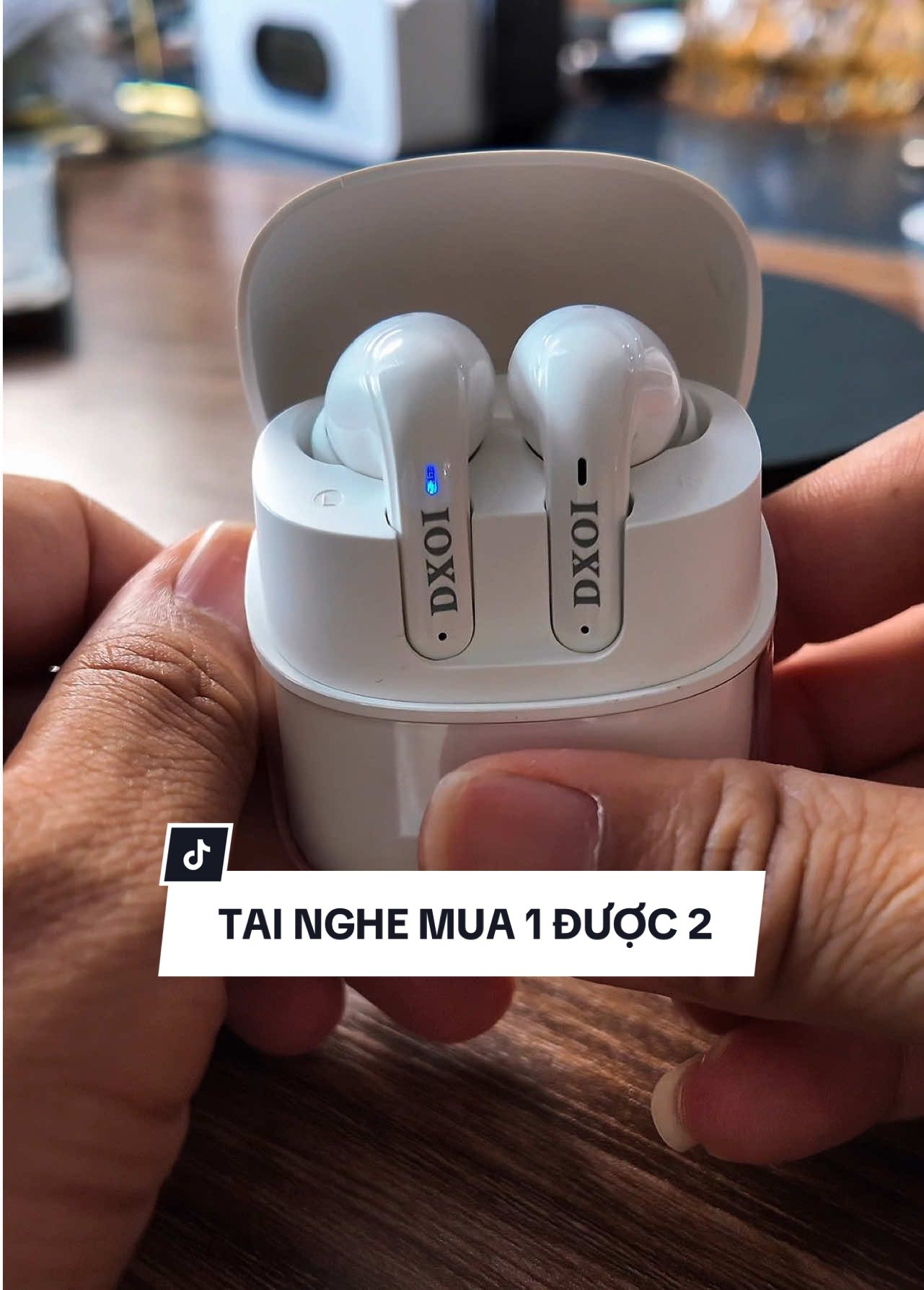 Trả lời @Trong Tình Vila Tray tai nghe bluetooth mua 1 được 2 nghe nhạc bass căng pin cực kì trâu #tainghegaming #tainghebluetooth #tainghe 
