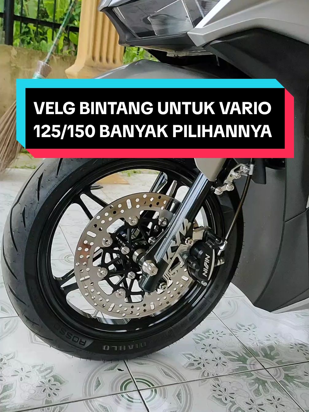 Membalas @g_unawan20 ganti velg tetap bisa pake boshing bawaan langsung aja ganti pake velg bintang 😁 #vario125new #vario125old #vario #varioproper #vario125 #variovietnam🇻🇳 #variomodifikasi 