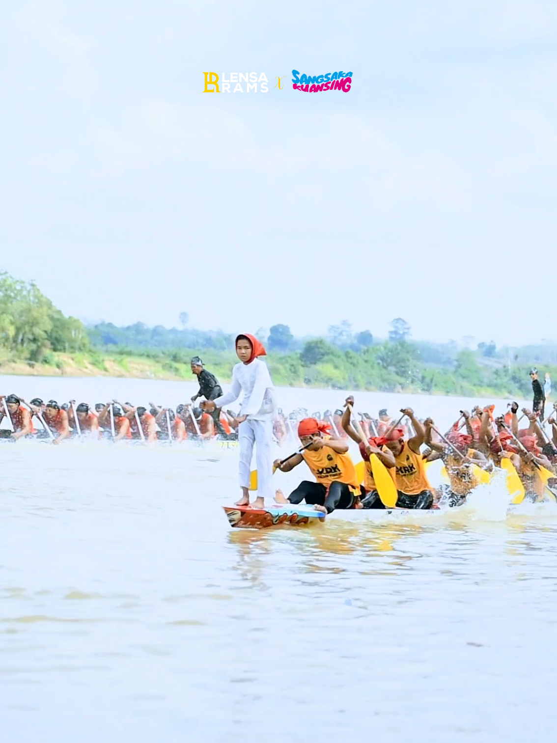 Keren Cuy!! Pesona Tukang Tari Pacu Jalur Indonesia 🇮🇩🛶🔥 #fypシ #pacujalur #indonesia #viral #tiktok #aurafarming #tradisi #fyp .. Support by @SANGSAKA KUANSING I SK SPORT 