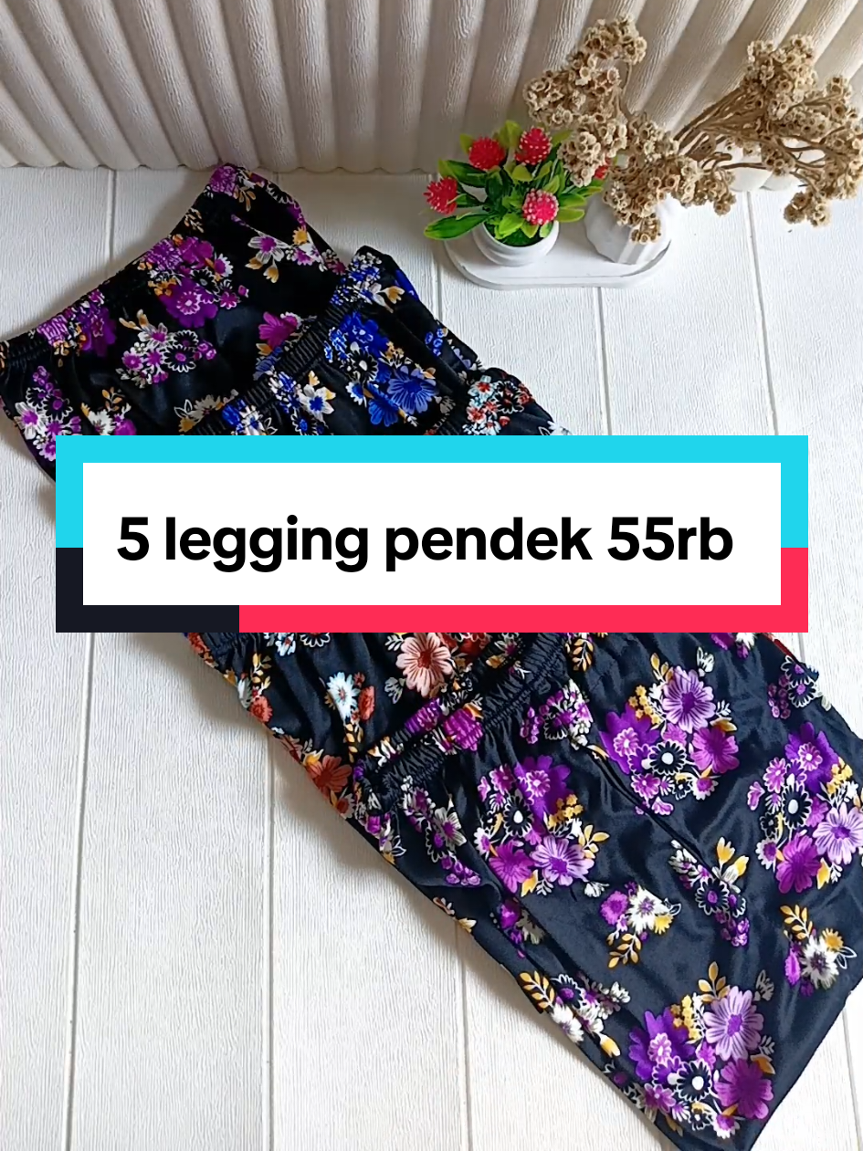Legging Motif Pendek Murah Bangetttt 🥰 #promo #legging #leggingwanita #leggingmurah #celanamotif #motifbunga  #leggingsoftiktok #celanapendek #celanawanitaterbaru #celanawanitamurah #ootdhijab #celanasantai #fypシ゚viral #fyppppppppppppppppppppppp #foryoupageofficiall 