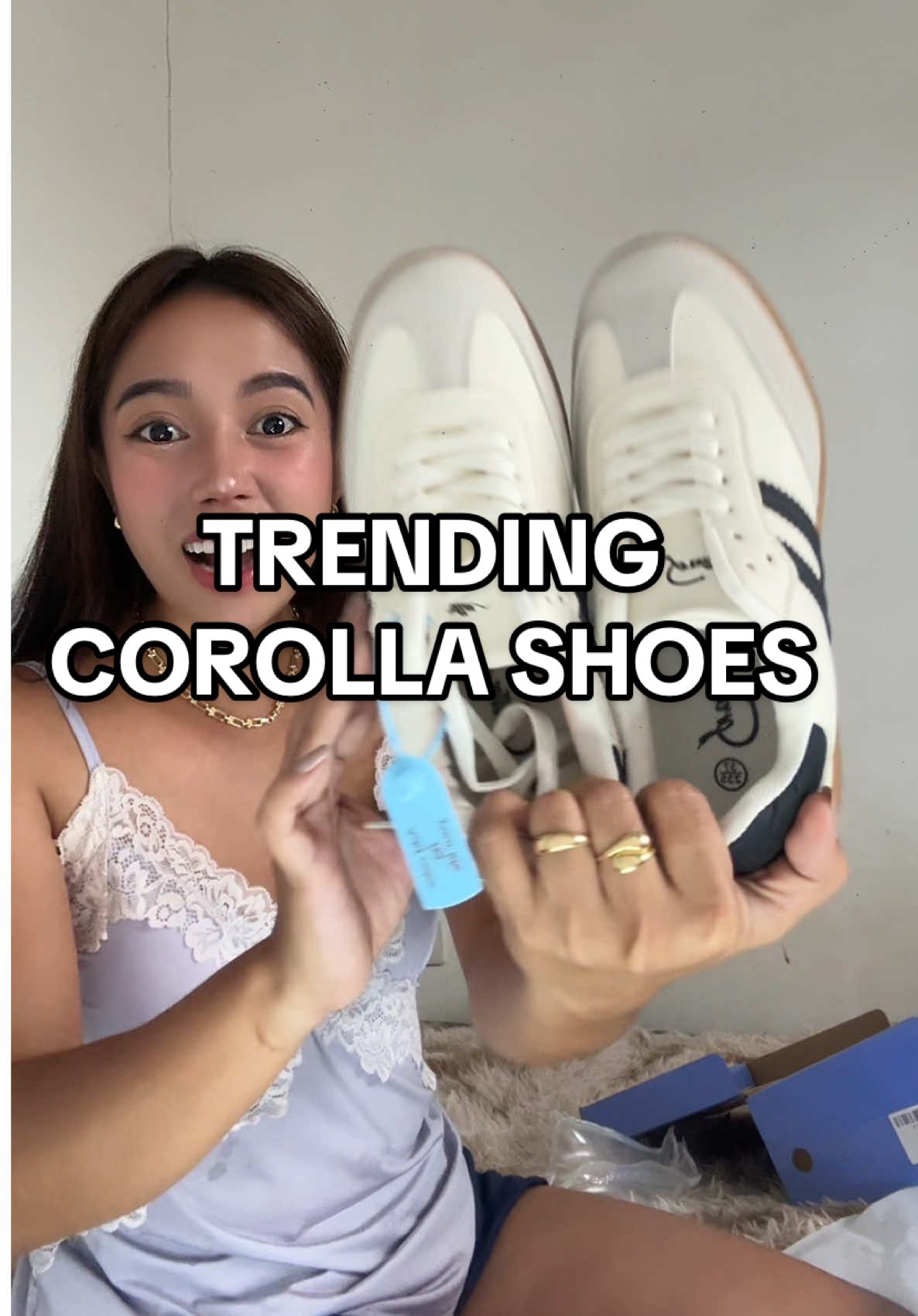 Sign mo na to para magkaron ng corolla shoes from Thailand! ❤️ #fyp #corolla #corollashoes #trendingshoes #shoes 