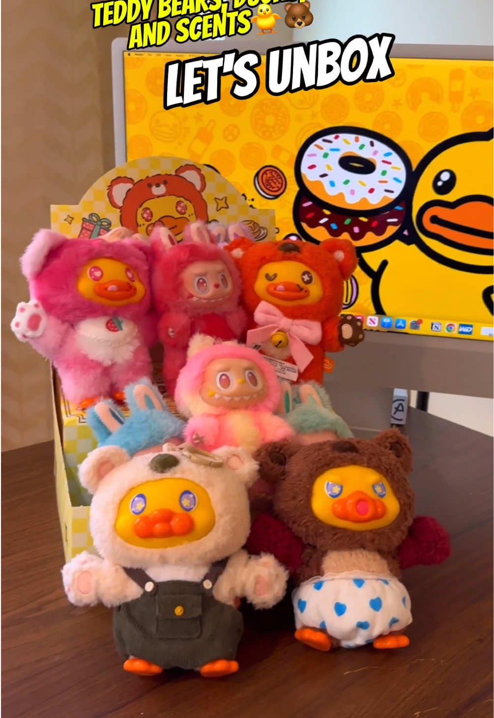 First time unboxing scented plush blind boxes!! 🍓🧸✨ The cutest teddy bear and duck vinyl plush keychains! yes, they’re scented AND come with outfits! 🐤💖 Which one’s your fave? #snugglebear #scentedplush #blindboxunboxing #cutetok #toycollector #pastelcore #labubu #vinylplush #vinylplushkeychain #trinkets #bagcharms #duckbagcharms #duckkeychain #unboxingblindboxes #mysterybag #Bduck #cutefinds #scentedplushies 