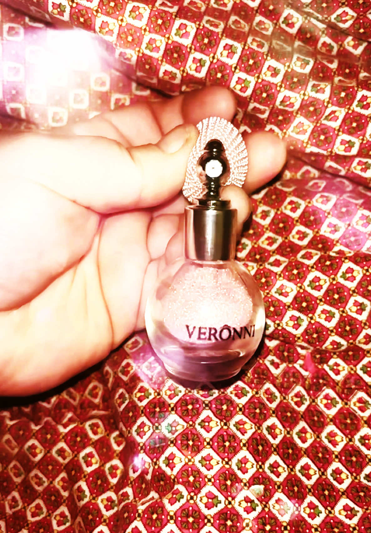 #veronni #bodyhighlightglitter #hairglitter #getyoursbeforeitsgone 