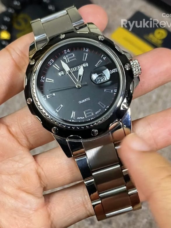 Rekomendasi jam tangan cowok keren harga murah tampilan mewah, buruan checkout sekarang sebelum jam tangan pria anti air ini stoknya habis.