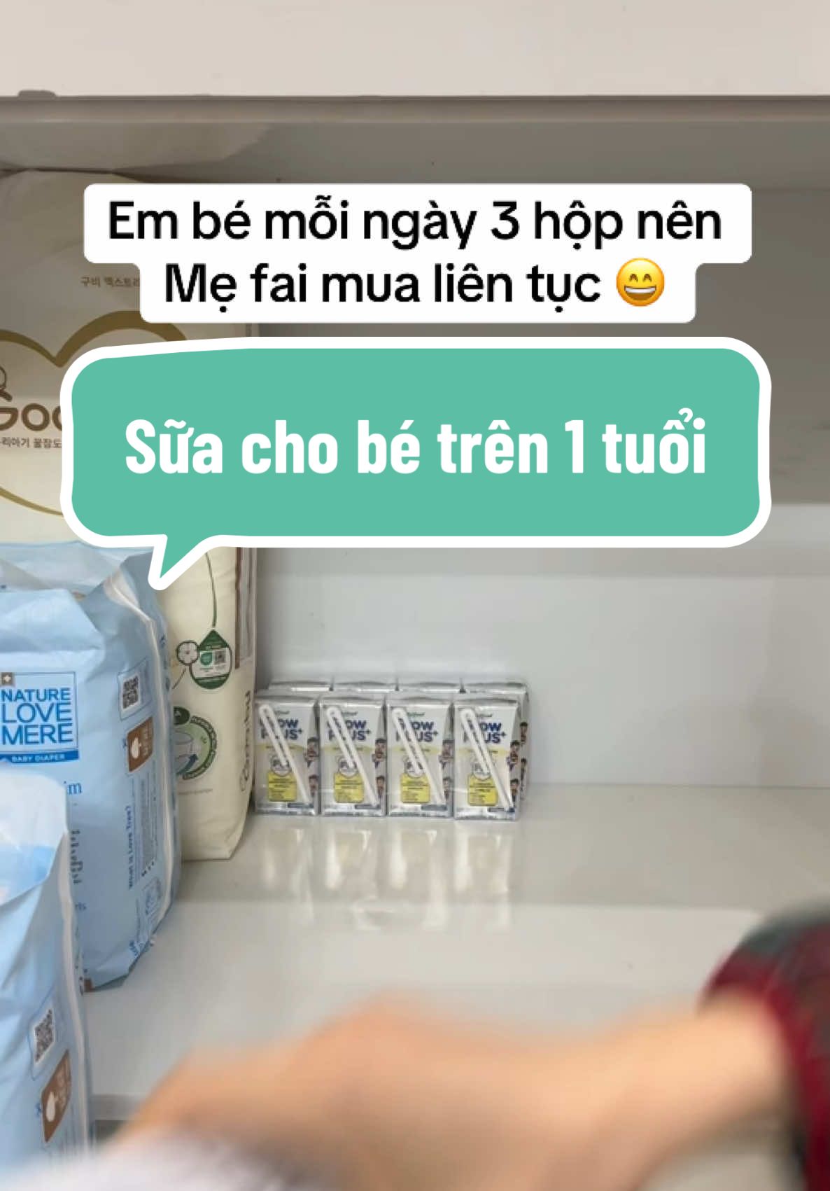 Từ đợt sinh nhật 1 tuổi là em bé nhà tui chuyển sang sữa GrowPlus luôn, sữa này tui thấy bé nào cũng mê luôn #nhungmintme3con #suagrowplus #suagrowplusvang 