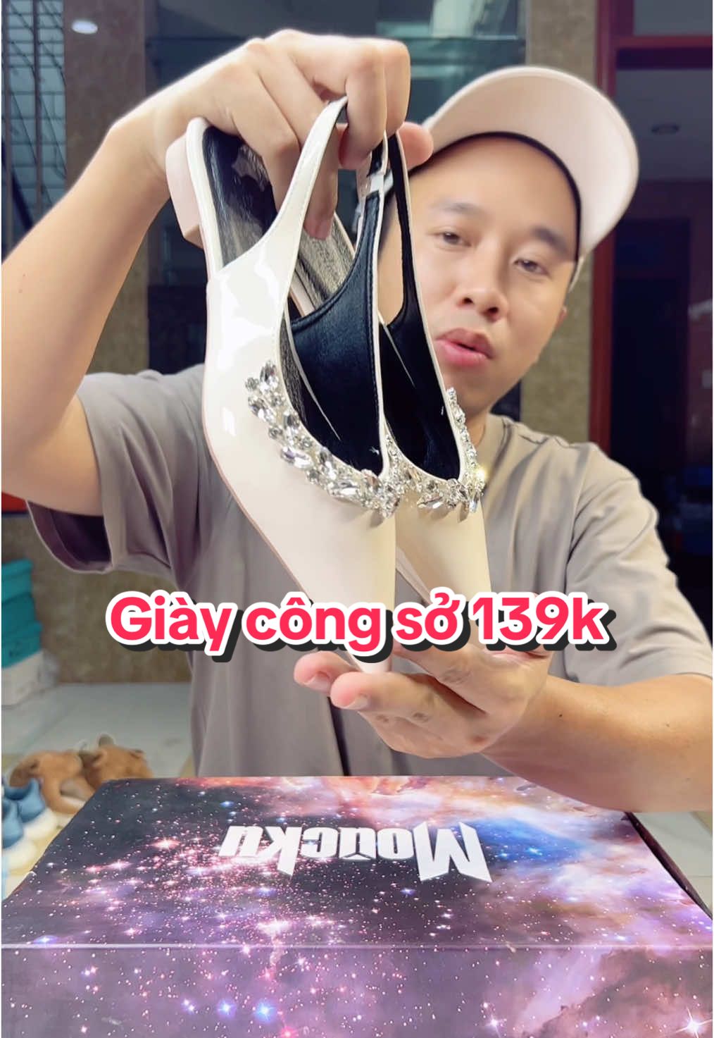 Đẹp thế này mà có hơn trăm K thôi ạ #manhgiay #manhbangiay #giaynu #giaycongso 