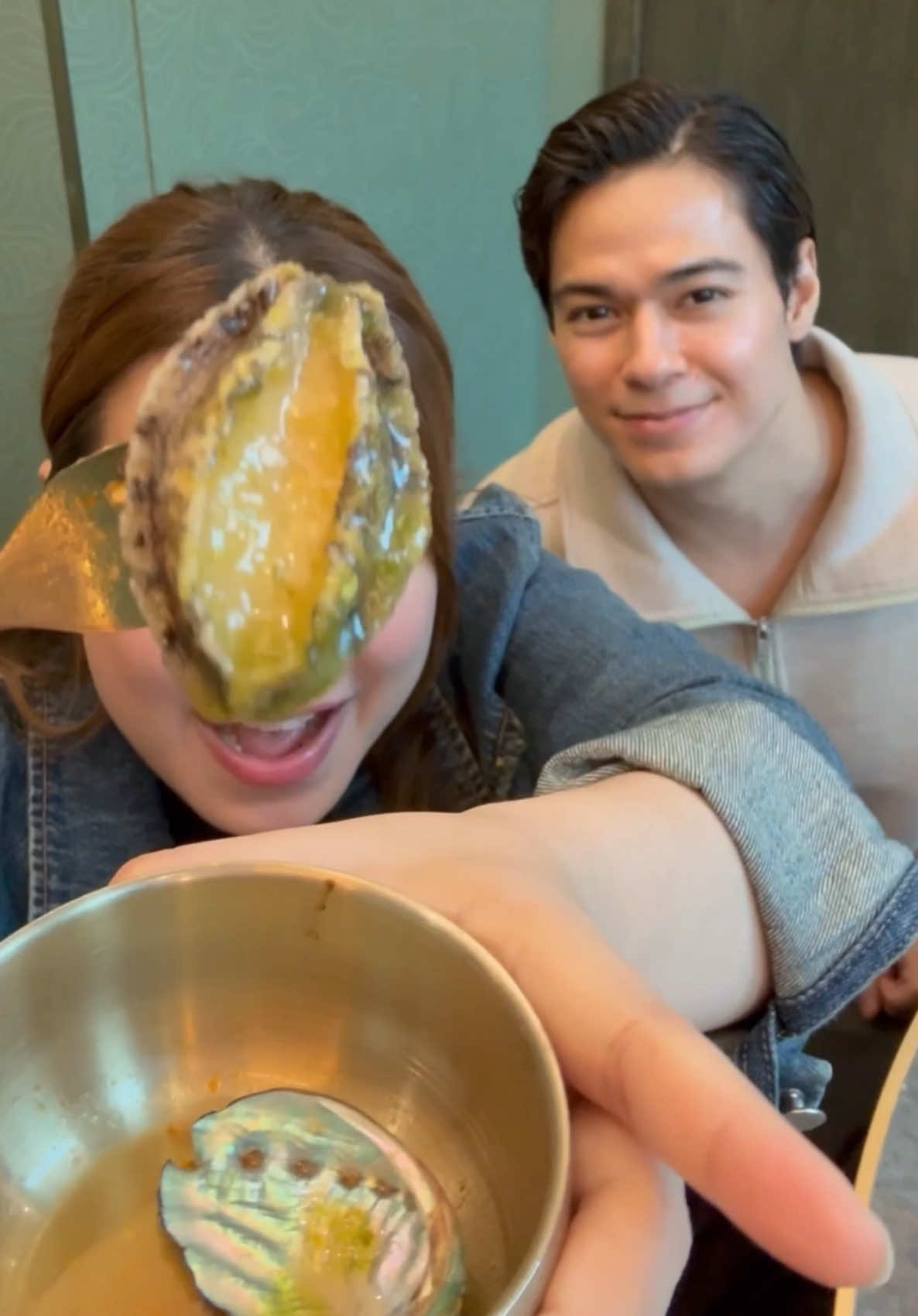 steamboat mukbang #mukbang #abalone #viral @seamakeup.my #seamakeupsettingspray 