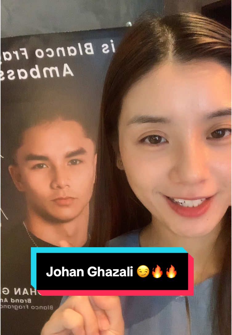 Mesti korang tak sangka favourite perfume dlm blanco ni yg kena sgt dgn hidung Johan Ghazali adalah Most Wanted 😏 perghhhh most wanted ni mmg best giler korang wajib kena ada perfume ni dlm koleksi korang !! Yg tak pernah beli tu korang jgn tunggu lagi , semakin viral !! Nak beli simpan sebagai stock atau nak beli for first trial korang grab cepat wehh . Menyesal tak beli awal !!  #mostwanted #blanco #mamaelaine #datingscent #fyp #fypシ゚ #perfumeviral #perfumetiktok #bestmenperfume #blancofragrance #baumewah #bestdatingscent #perfumelelaki #bestperfumelelaki #bautinggalbelakang #contentcreator #perfumereview #premiumperfume 