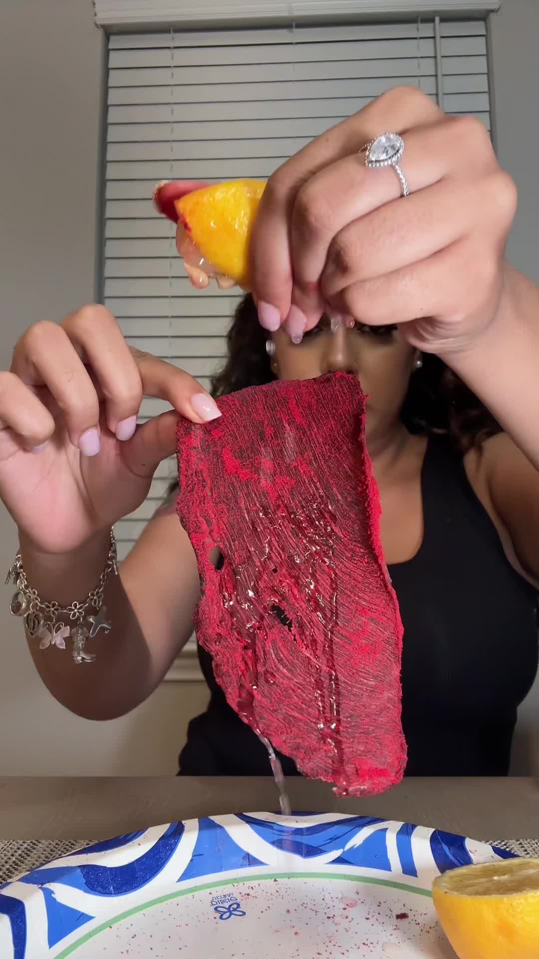 i loveeee spicy/tangy flavors and this really hit the spotttt plus a lil protein 🤌🏼 #fuego #carneseca #takis #foodtiktok #mukbang #creatorsearchinsights 