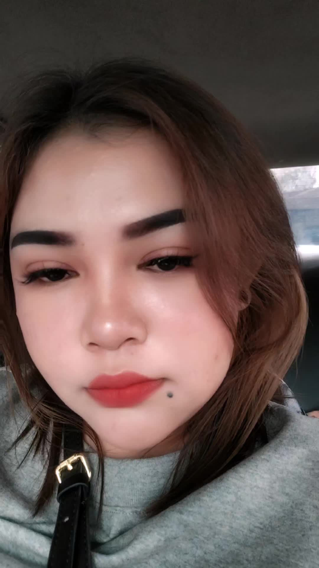 Bulu Mata saya pakai ni ada di beg kuning tau🥰,serius mata nampak cantik & Senang Pakai so tidak payah suda buat di saloon😍😍..#fyp #fyppppppppppppppppppppppp #support #viral #foryou 
