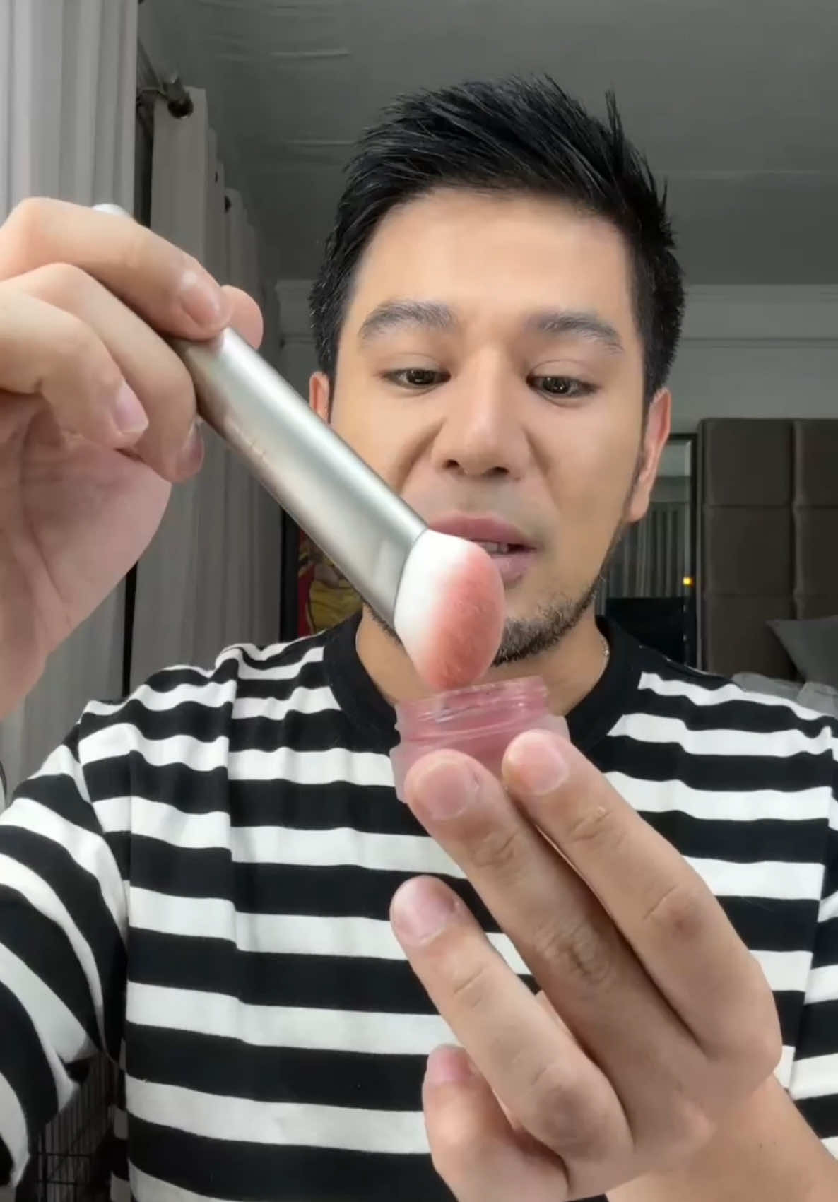Want a long lasting brush??? Try @Teviant velvet drop as your base then top it off with Deity Dust… this will make your blush last long Let me know what’s your favorite belvet drop and deity dust combo?? drop it in the comment section. #Teviant #VelvetDrop #DeityDust #Blush #Makeup #Beauty #Fup #Foryou #TiktokPH 