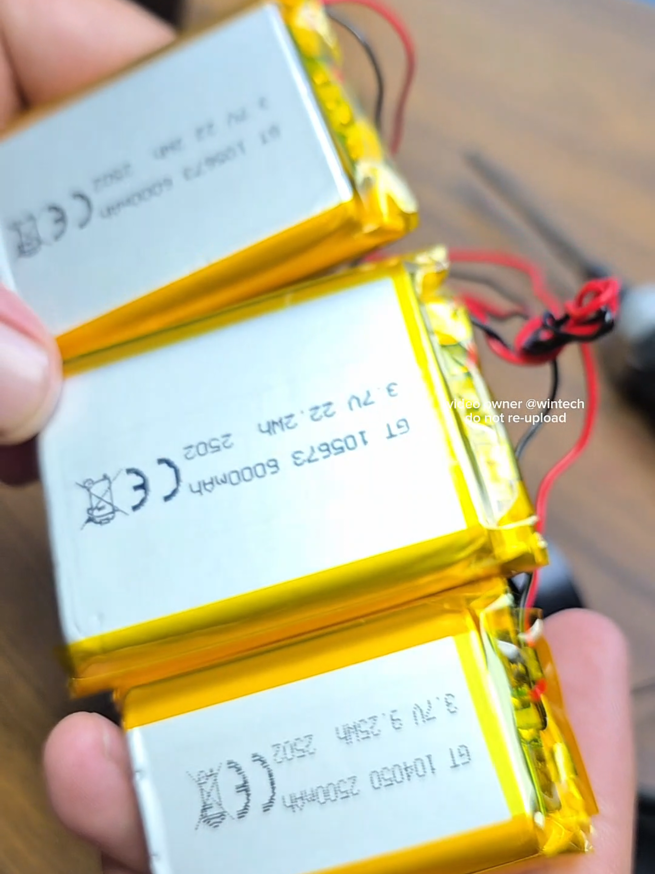 ORASHARE K200 TEARDOWN! #orashare #orasharewaistfan #waistfan #fan #portablefan #turbofan #foryou #fyp 