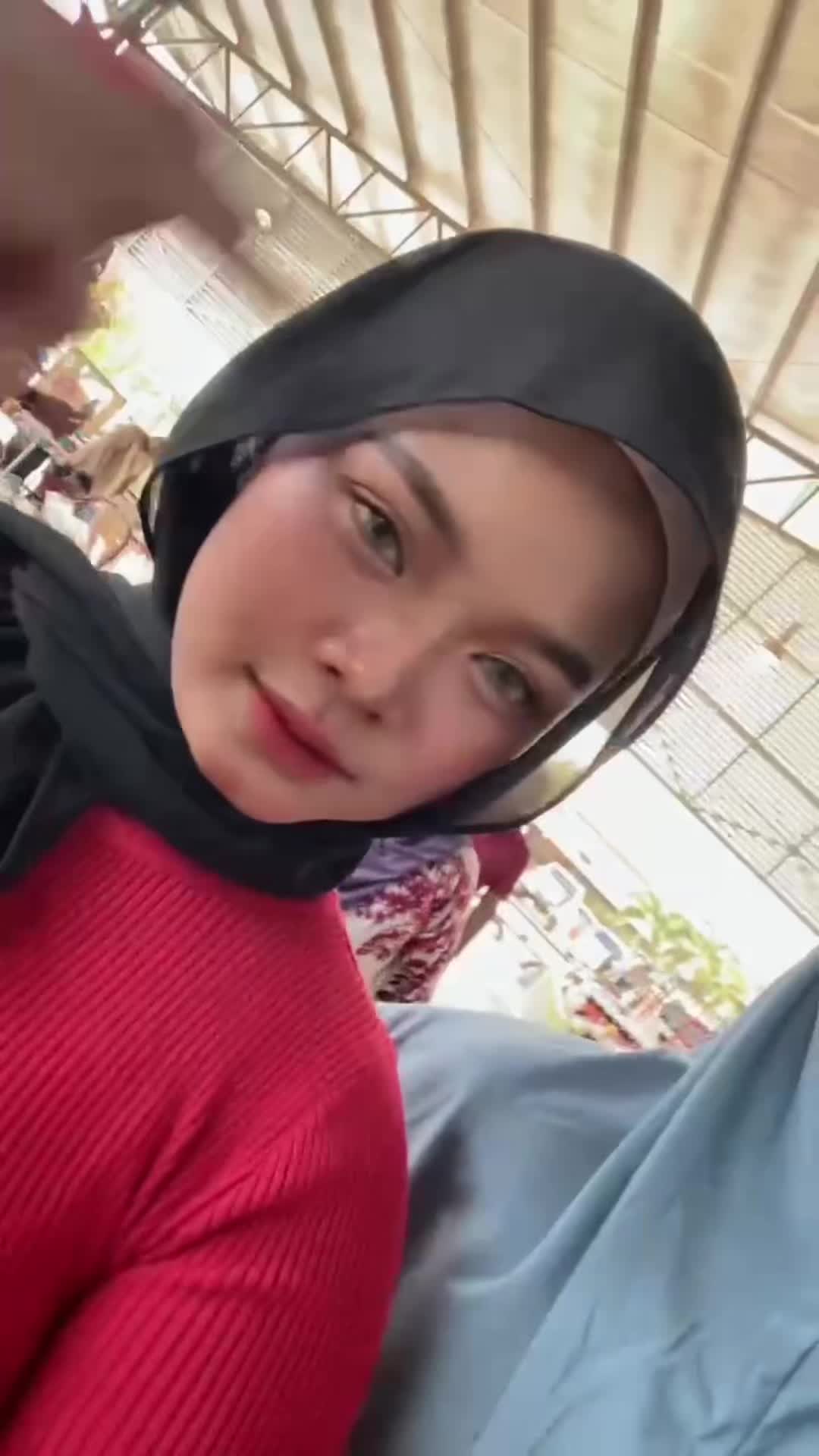 GRWM mekuap simpel tapi cantik . #anjoy #fyp #lipmatte 