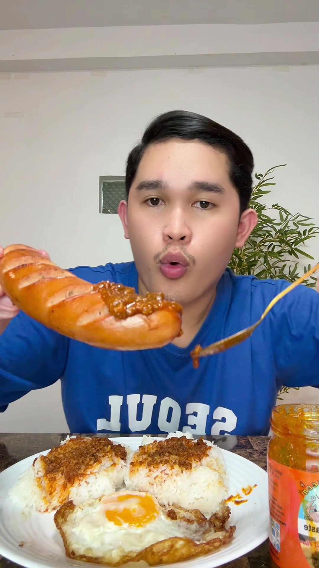 Kain tayo ng malabato na kanin. Early breakfast!