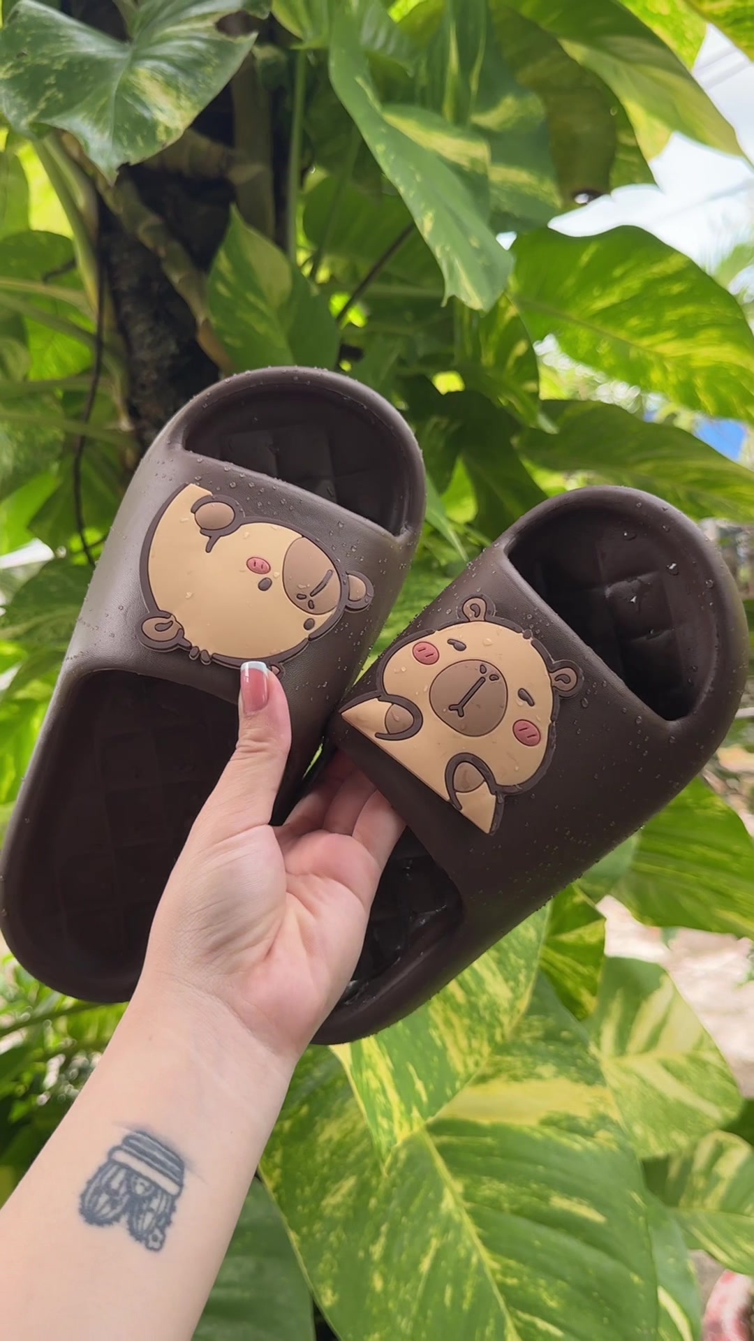Dép cute xĩu #depquaingang #depducnamnu 