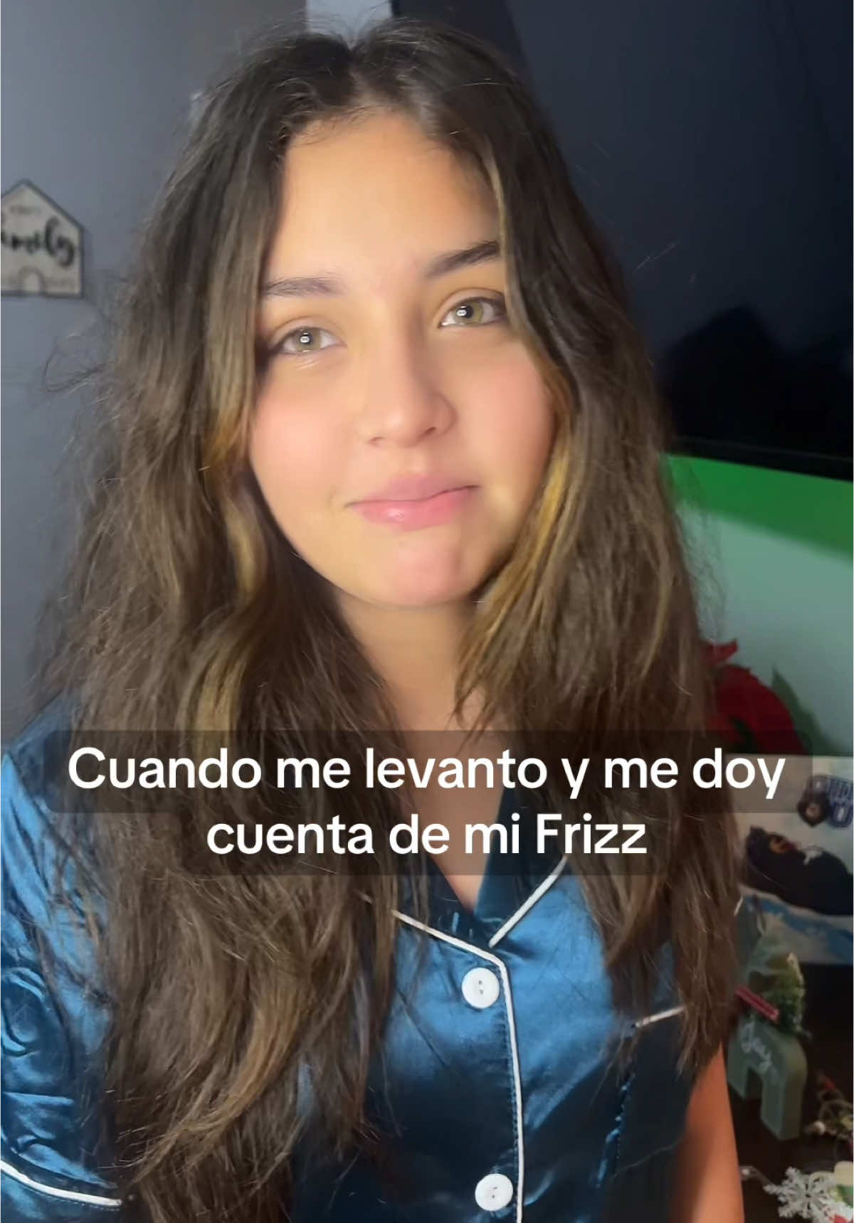 Este cepillo te hidrata el cabello al mismo tiempo que te quita el frizz 😱😱😱 #humor #comedia #comedy #paratiiiiiiiiiiiiiiiiiiiiiiiiiiiiiii #tiktokshop #foryoupage #tiktokmakemebuyit #BRANDFRE #SleekGlowPro #hairstyle #hairtutorial  @✨Flavi✨ 